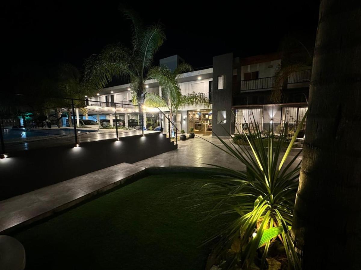Hotel Posada Del Angel Villa Carlos Paz Buitenkant foto